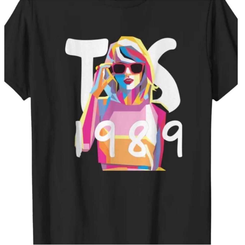 Taylor Swift 1989 Graphic Tee Shirt